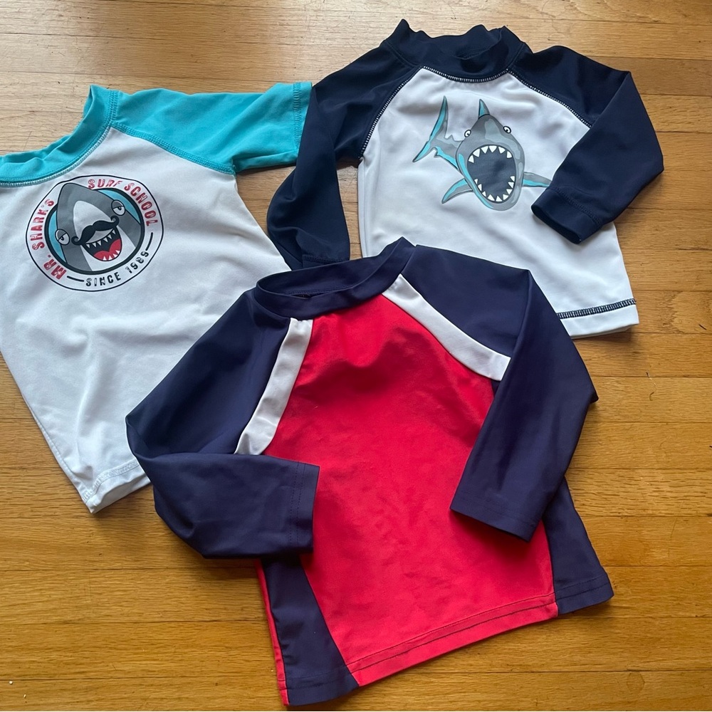 Gymboree Children’s Place Rashguard Boys 9-12 Months Shirt Red White Blue Shark
